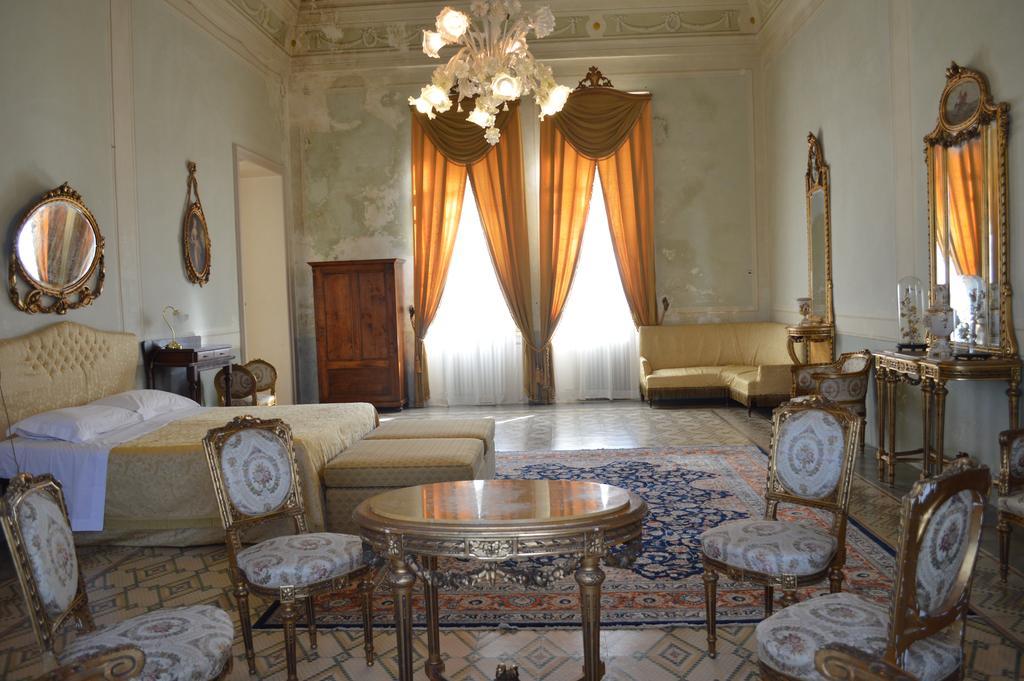 Bed and Breakfast Palazzo Vecchio Marittima Esterno foto