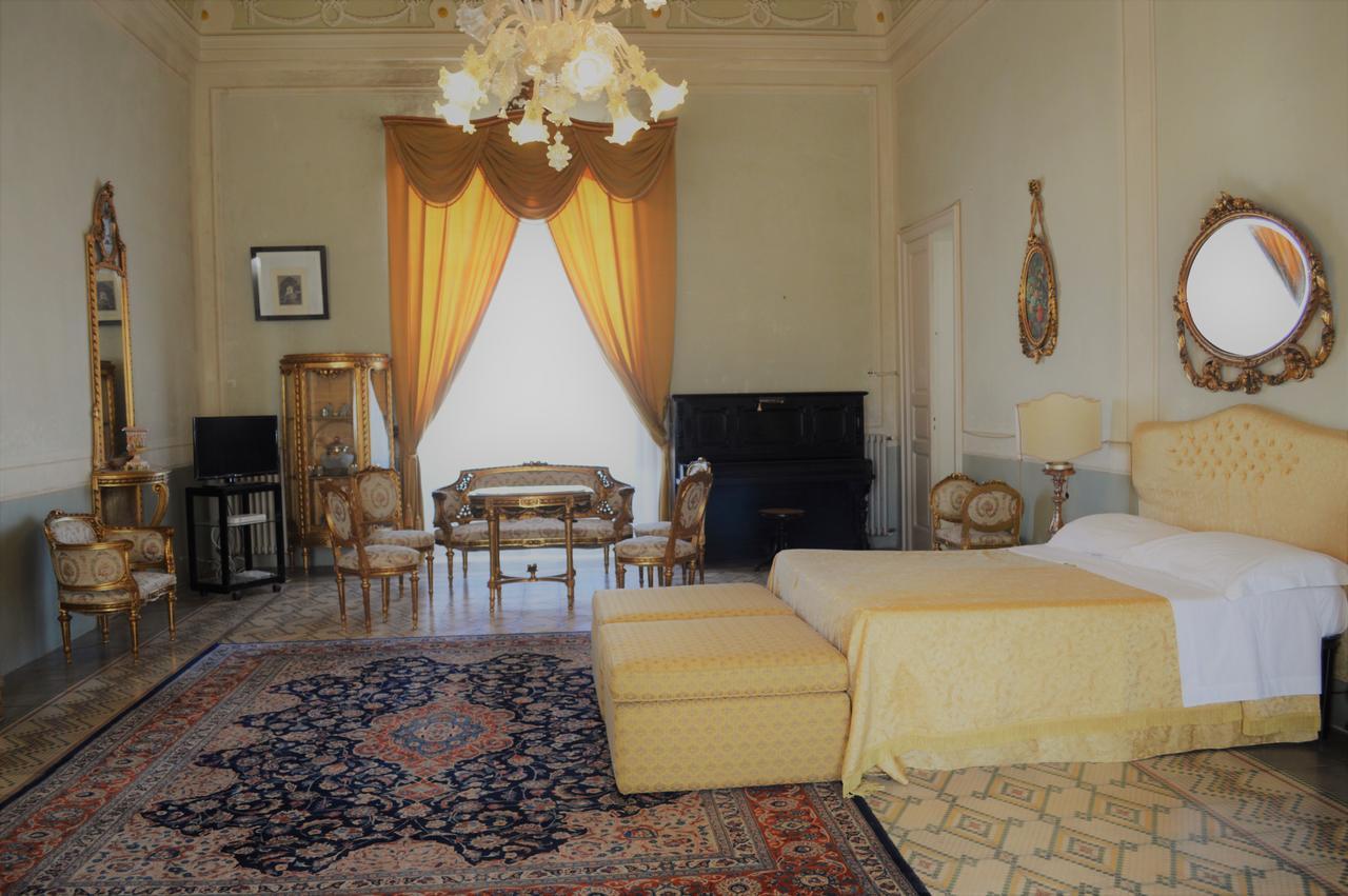 Bed and Breakfast Palazzo Vecchio Marittima Esterno foto